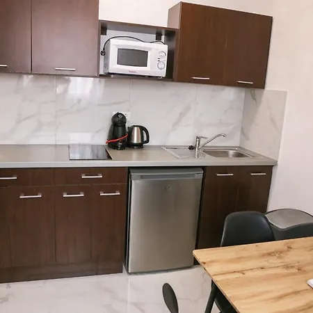 Familia Apartmanhaz Шарвар Екстер'єр фото